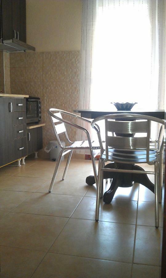 Apartment 60M From Sea! Nea Kallikrateia Экстерьер фото