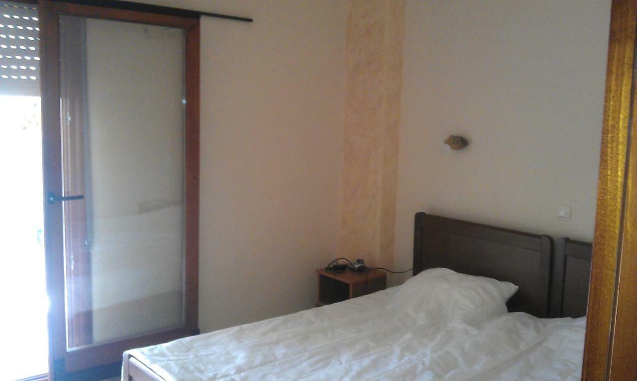 Apartment 60M From Sea! Nea Kallikrateia Экстерьер фото